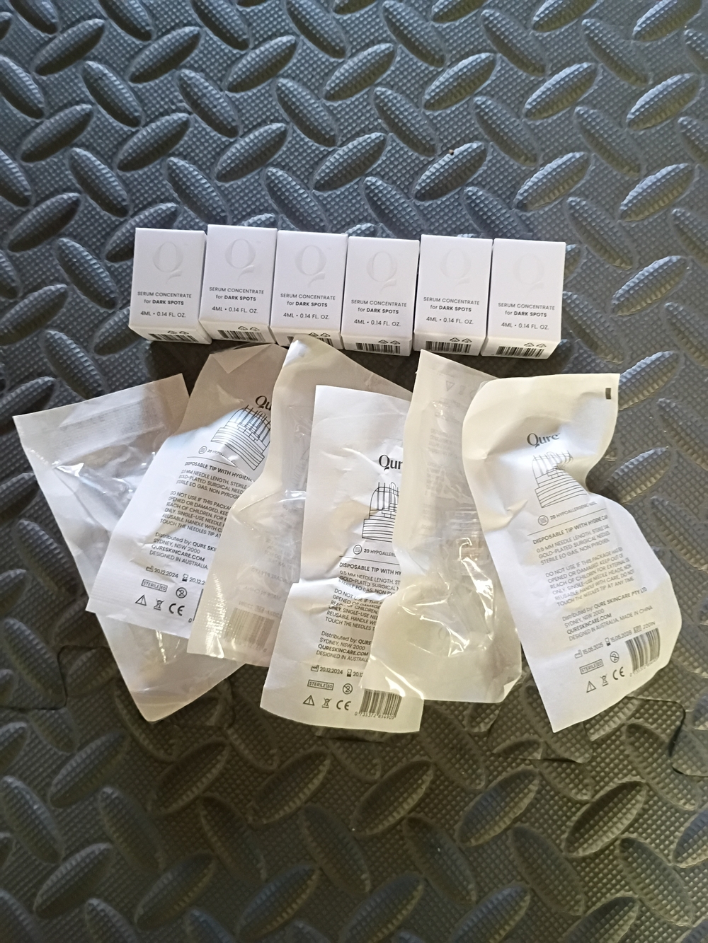 Qure Micro-Infusion Dark Spots Serum 6 Treatments + 6 Sterile Heads NWT
